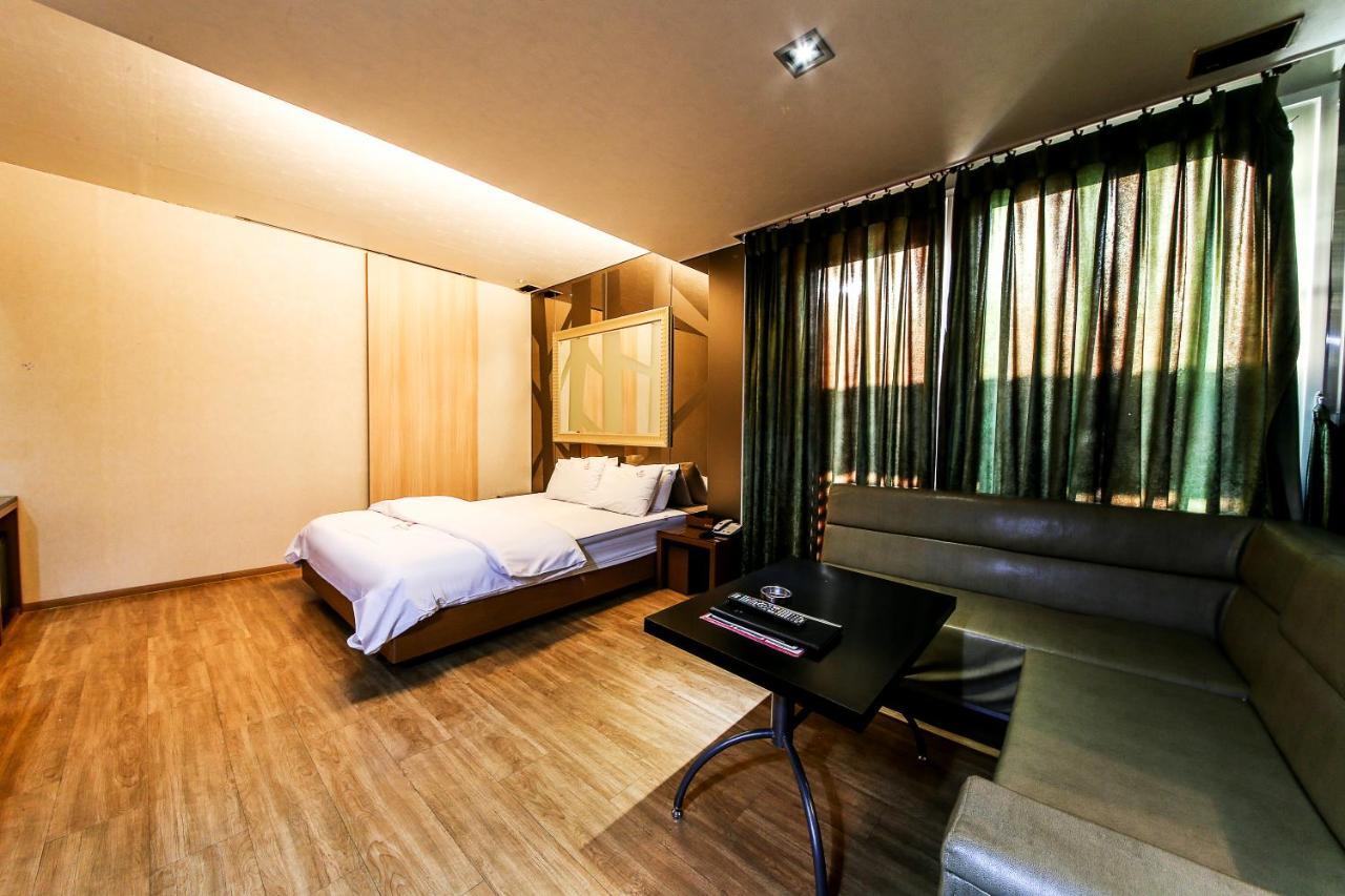 Gyeongju Arrietty Motel Exterior foto
